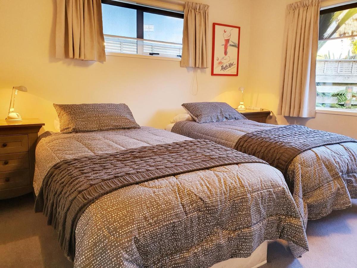 Central Oasis Apartment ตาอูรังกา ภายนอก รูปภาพ